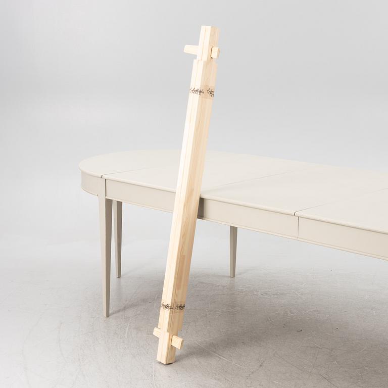 Matbord, gustaviansk stil.