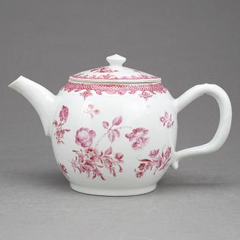 TEKANNA, porslin. Kina, Qianlong 1736-1795.