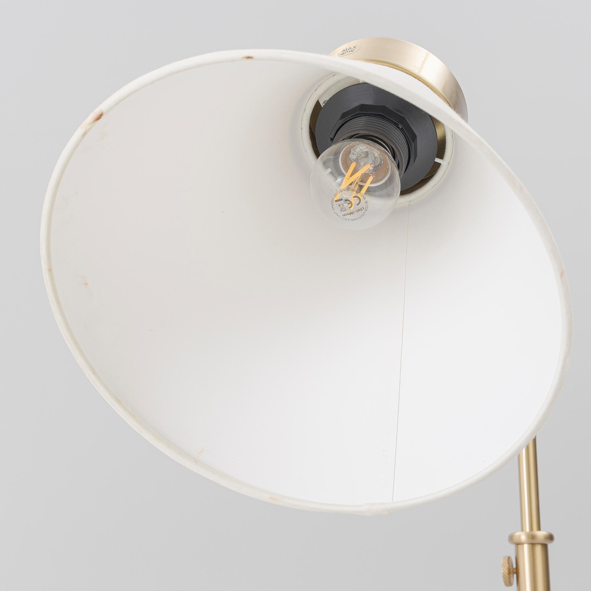 Josef Frank, golvlampa, modell G 1842, Firma Svenskt Tenn.