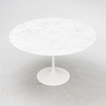 Eero Saarinen, a 'Tulip' table, Knoll International.