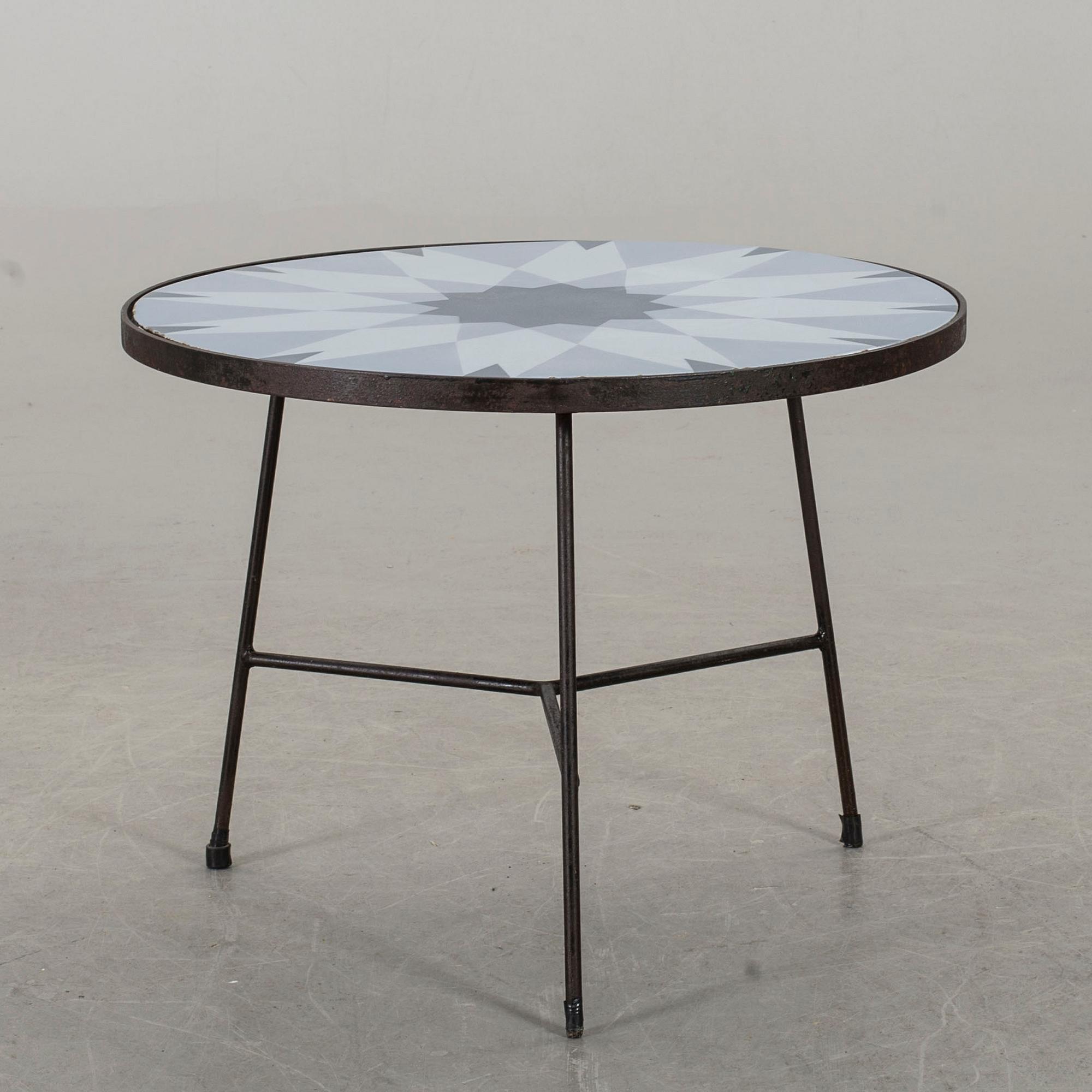KERSTIN HÖRLIN-HOLMQUIST,table "Triva-sertien" Nordiska Kompaniet 1950's.