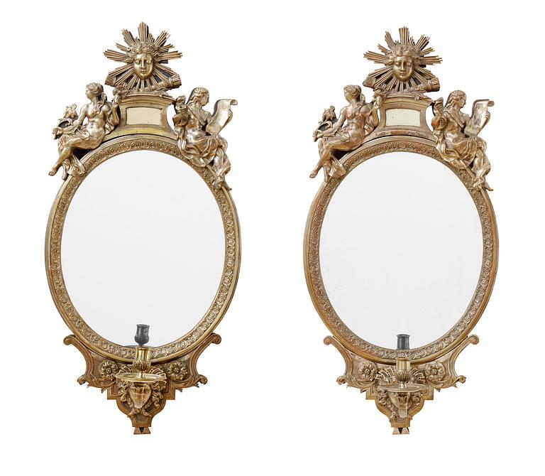 A pair of late Baroque circa 1720 argent haché girandole mirrors, Burchard Precht's workshop.