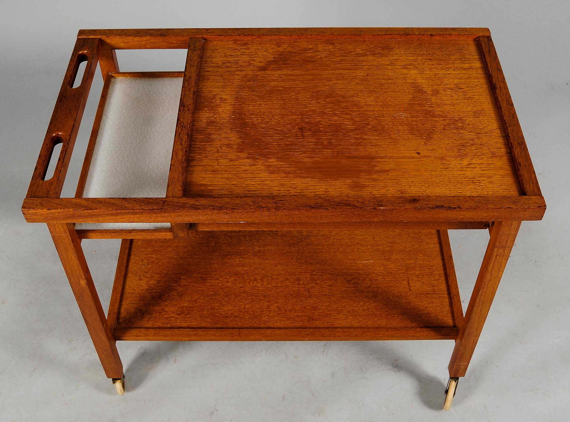 SERVERINGSVAGN, 1960-tal.