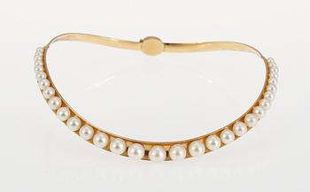 COLLIER, odlade pärlor och ametist lås. Vikt 51,2 gr.