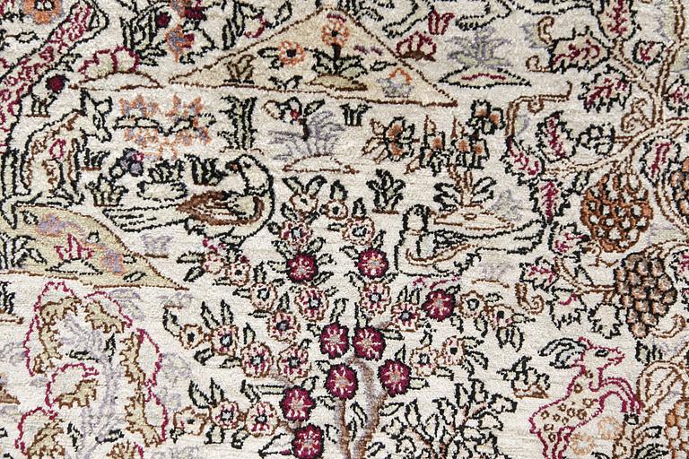 Matta, figural Orientalisk, Silke, ca 201 x 127 cm.