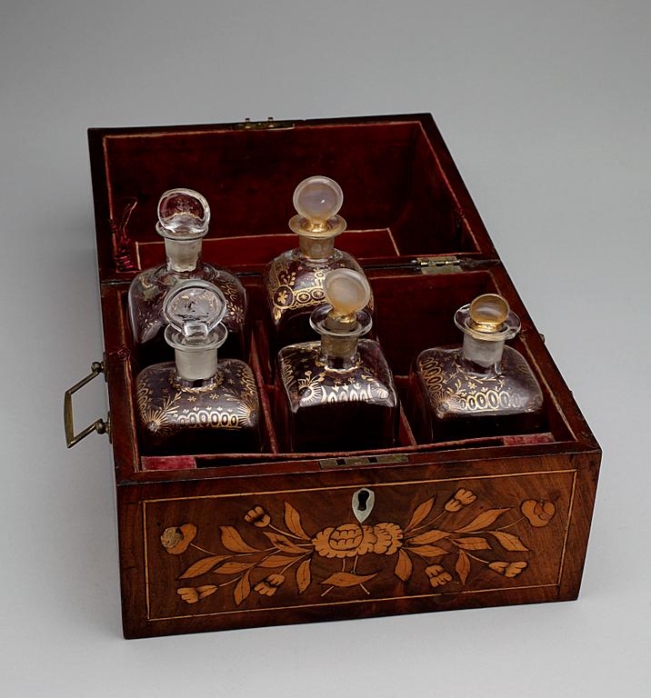 FLASKSCHATULL, 1800-talets andra hälft.