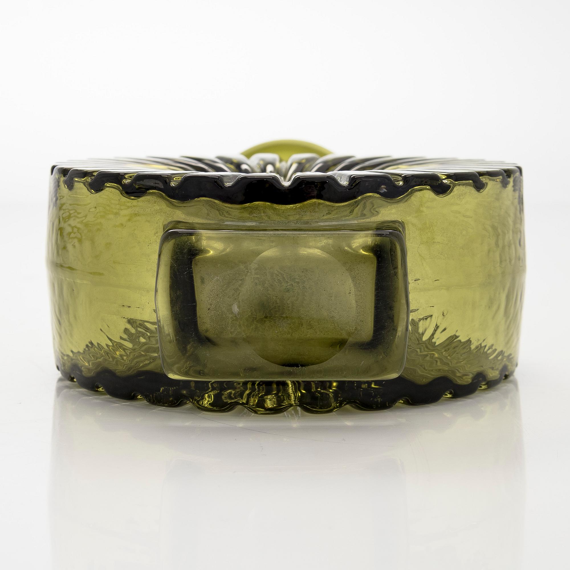 Helena Tynell, a 'Sun bottle' for Riihimäen Lasi Oy. In production 1964-1974.