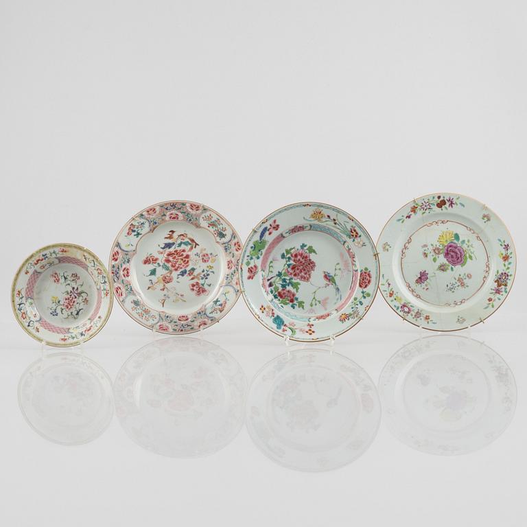 Six Famille Rose export porcelain plates and a creamer, China, Qianlong (1736-95).