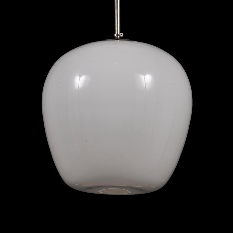 GUNNEL NYMAN, a 1940's pendant '81003' light for Idman.