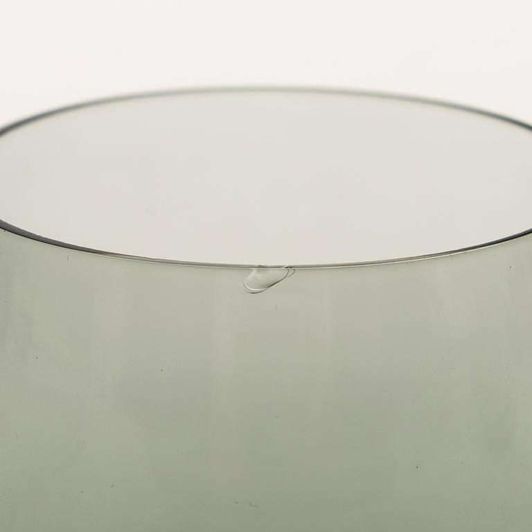 SAARA HOPEA, A 31 pieces set of glassware. Nuutajärvi.