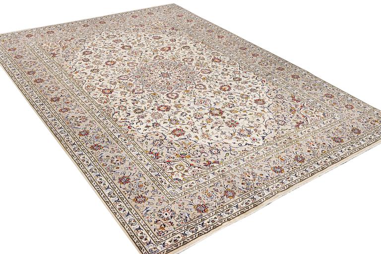 A Keshan carpet, c.. 350 x 250 cm.