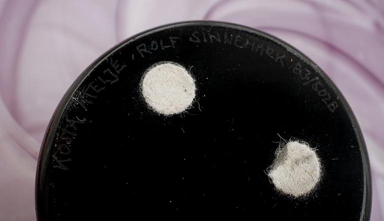 SKÅL samt VASER 2 st, glas, Rolf Sinnemark, Kosta, signerade.