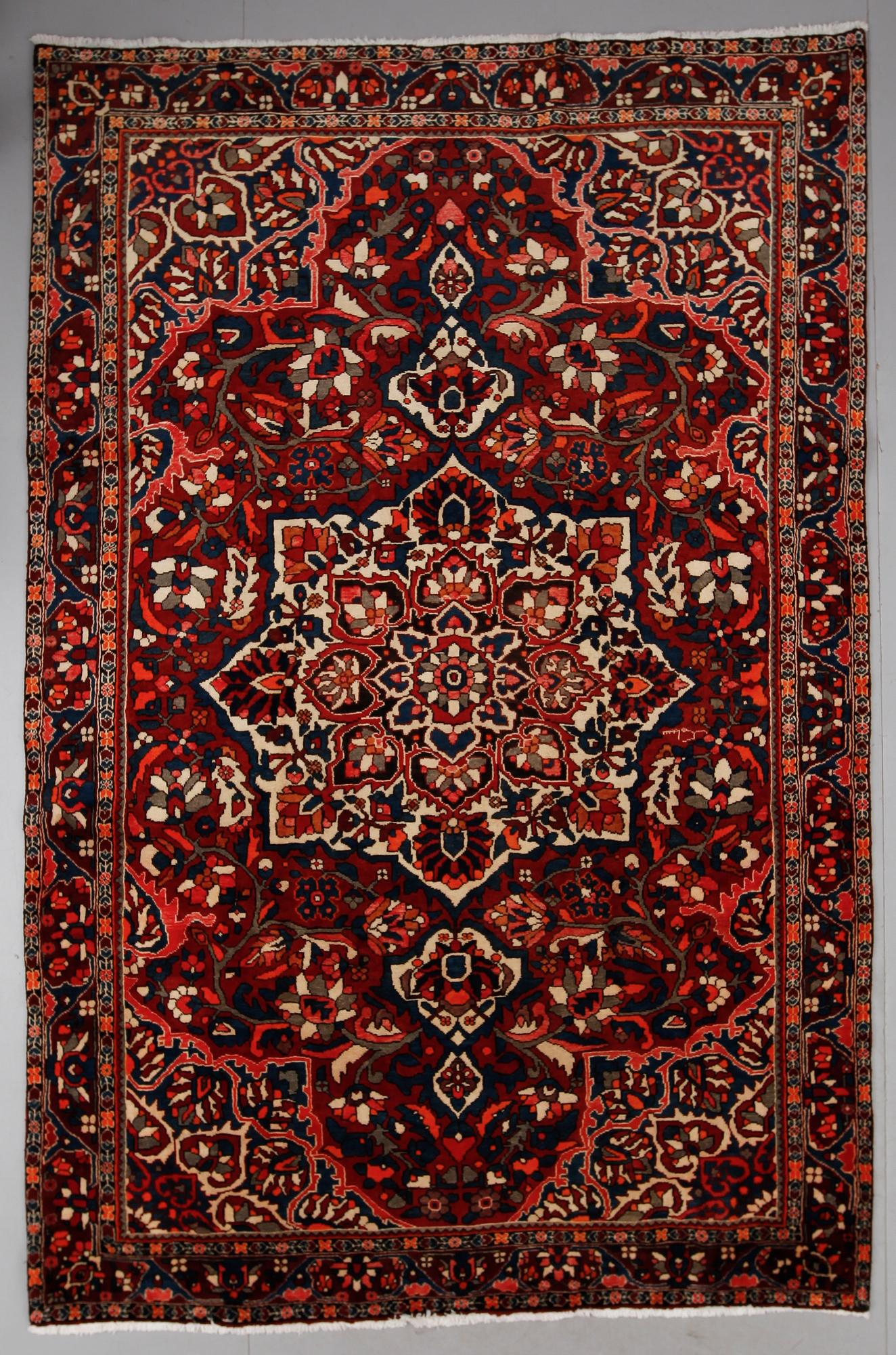 MATTA, Baktiari, ca 320 x 210 cm.