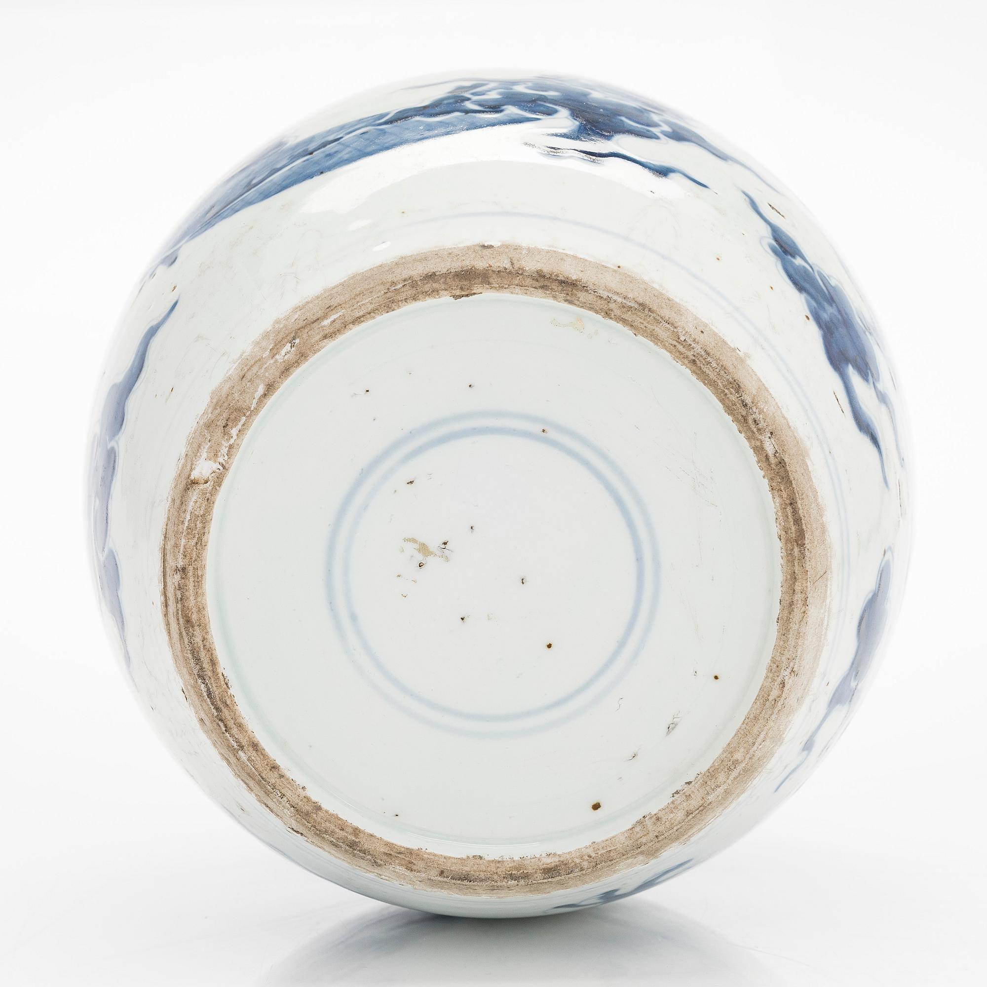 Bojaani/lampunjalka, posliinia. Kiina, Qing-dynastia, 1800-luku.