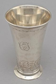 POKAL, silver, stplm N.K., Stockholm, 1925. Vikt 435 g.