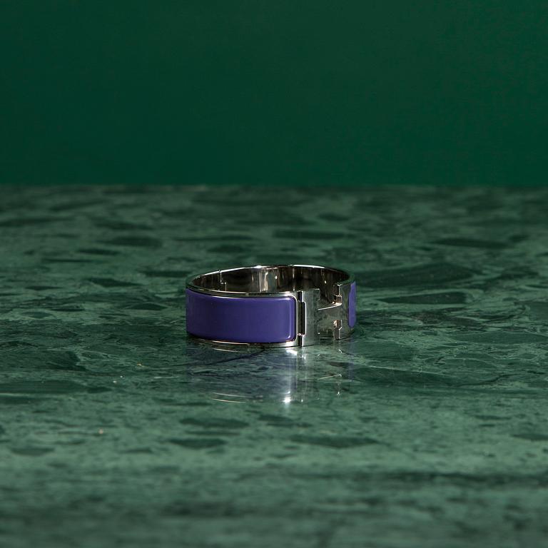 A Hermès bracelet.