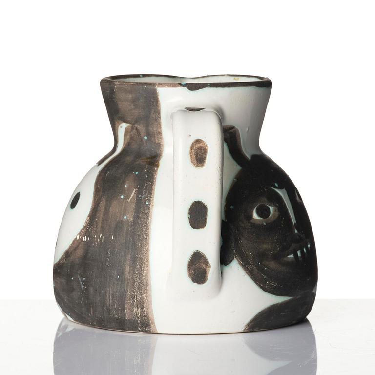 Pablo Picasso, kanna, fajans, "Têtes" (A.R. 367), Madoura, Vallauris, Franrike, efter 1956.