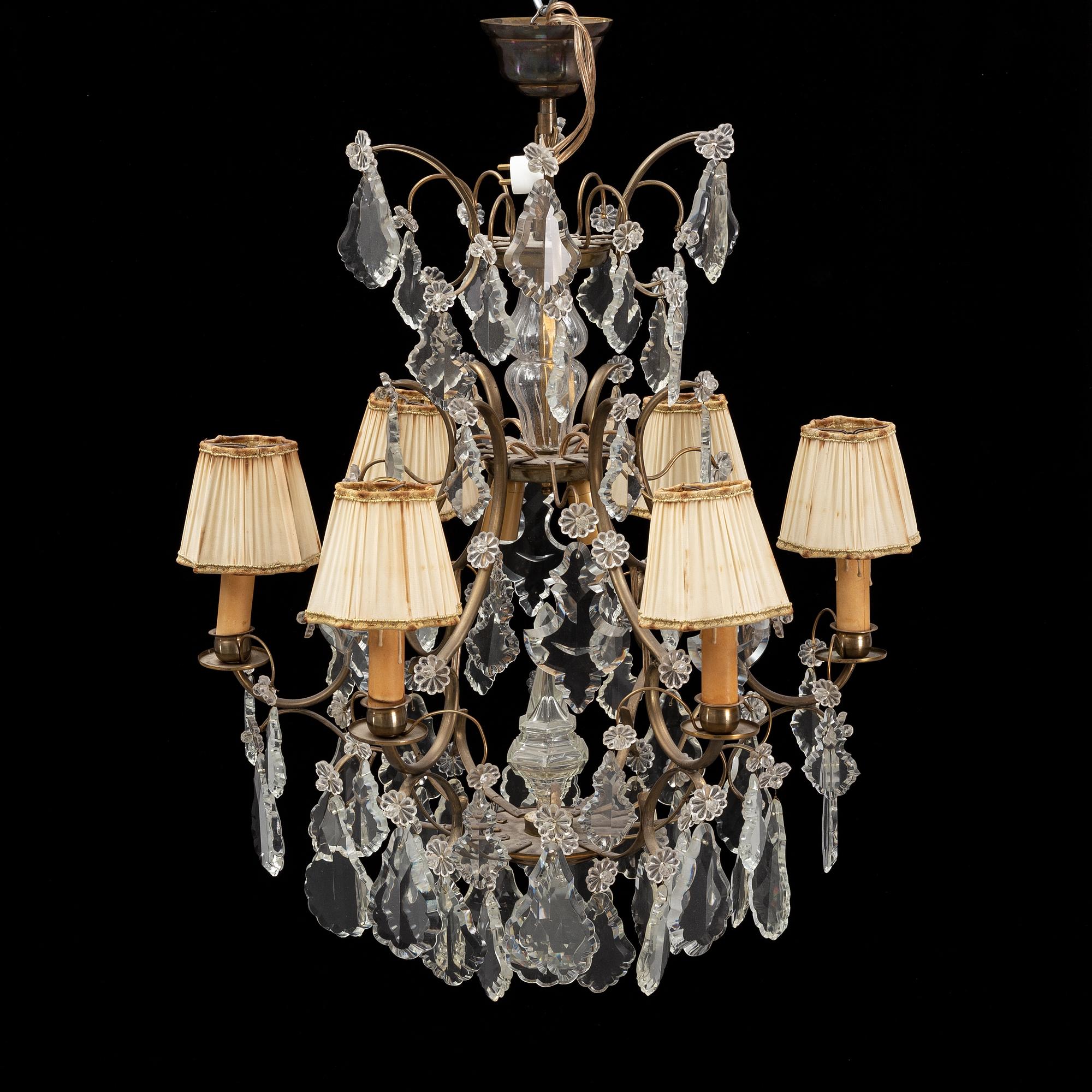 A Baroque style chandelier, first half of the 20th Century.