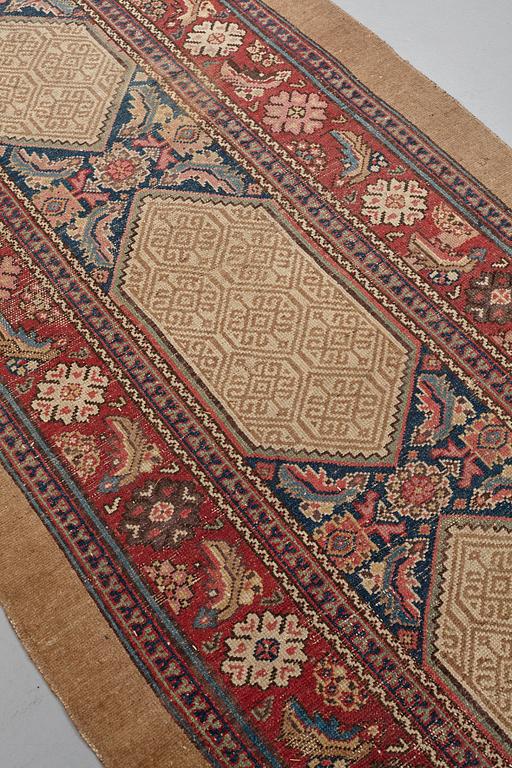 A RUNNER, an antique/semi-antique Hamadan, one of a pair, ca 534 x 114 cm (as well as 2,5 and 1,5 cm flat weave at.