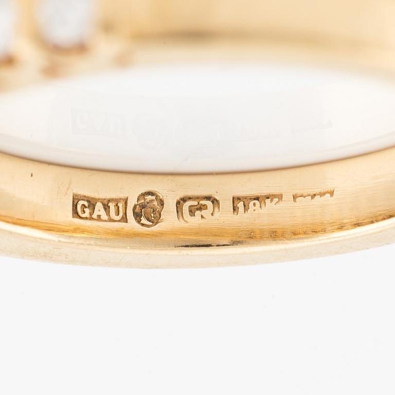 Gaudy alliansring 18K guld med runda briljantslipade diamanter.