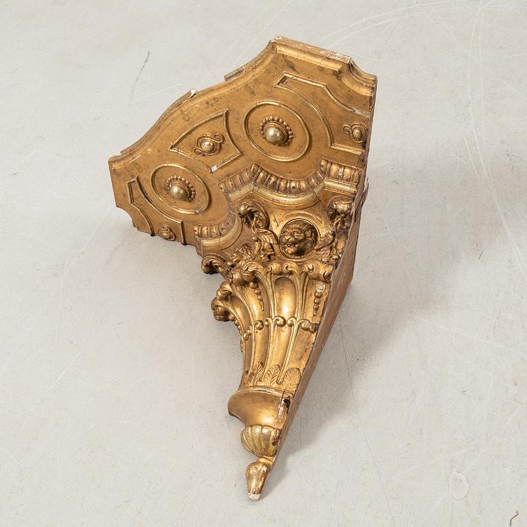 Corner console shelf around 1900.