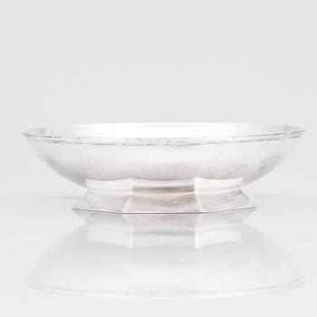 Wiwen Nilsson, a 900/1000 silver bowl, Lund, Sweden 1931.