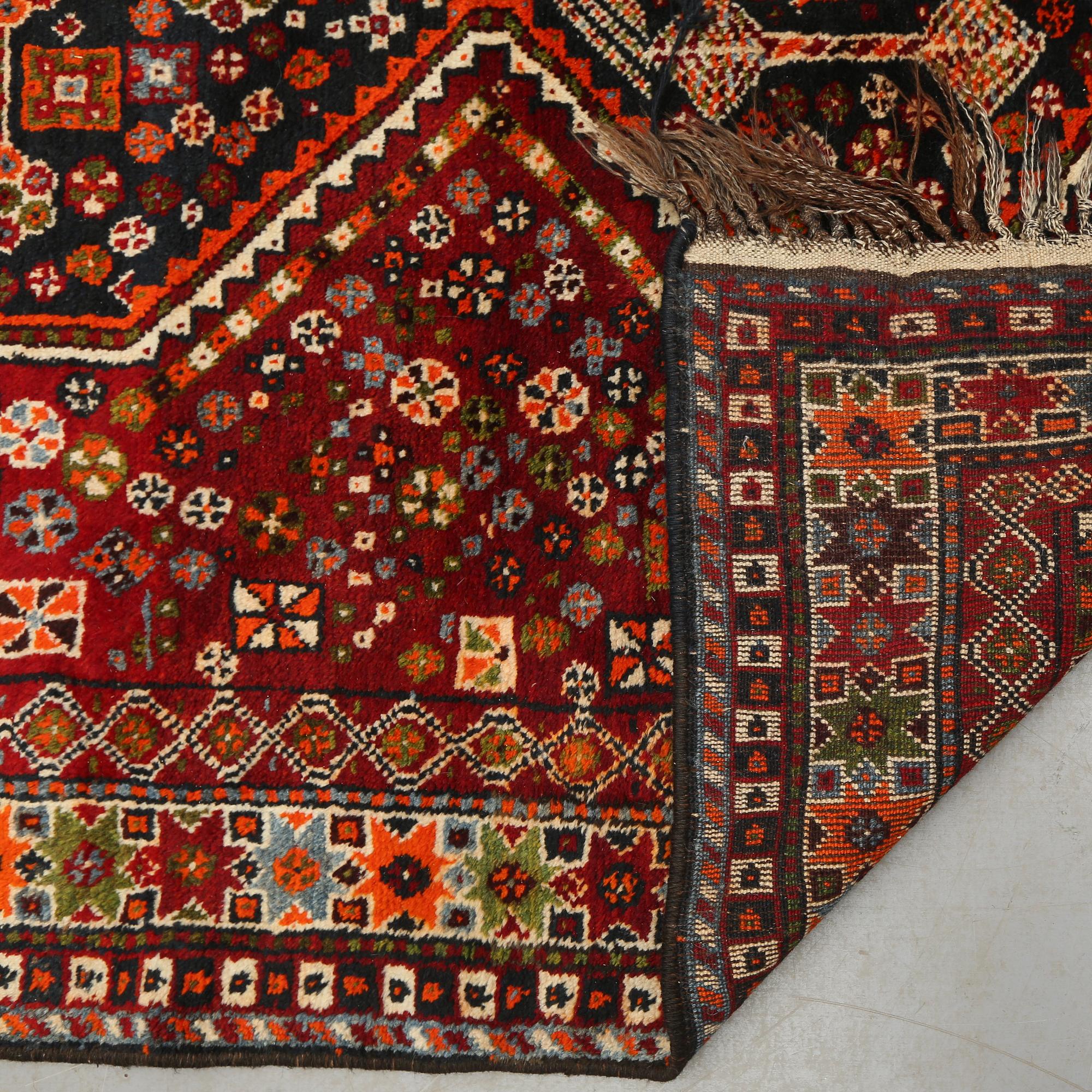 MATTA, troligen Kashgai, 1900-talets senare del, 235 x 160 cm.