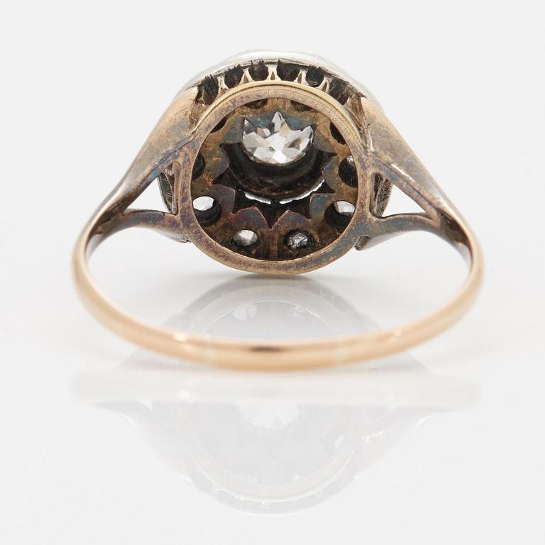 RING.