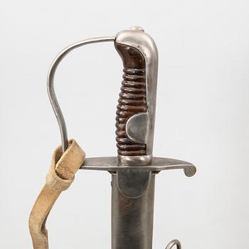 Sabel, svensk, m/1831 för artillerimanskap, med balja.