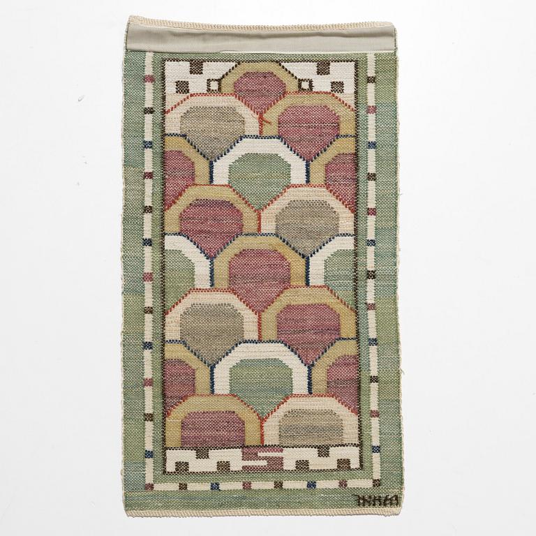 Märta Måås-Fjetterström, vävnad, "Sköldpaddan", inplock på linnebotten, signerad AB MMF, ca 66 x 37 cm.