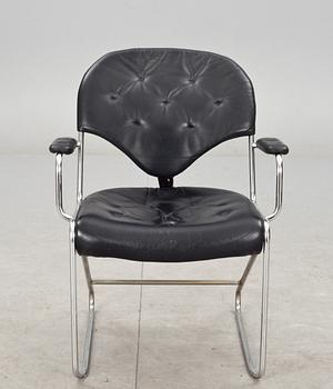 KARMSTOL, Sam Larsson, Dux.