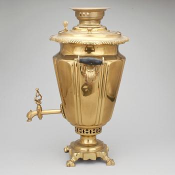 TESAMOVAR, mässing, Ryssland, omkring sekelskiftet, 1800/1900.