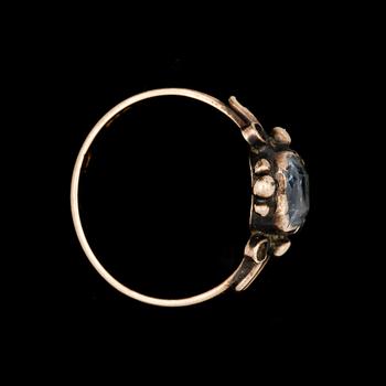 RING OCH HÄNGEN, 1+2st, 14k resp 18k guld. Tot vikt 17,1g.