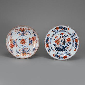 SKÅLFAT SAMT FAT, porslin, Kina, 1700-tal.