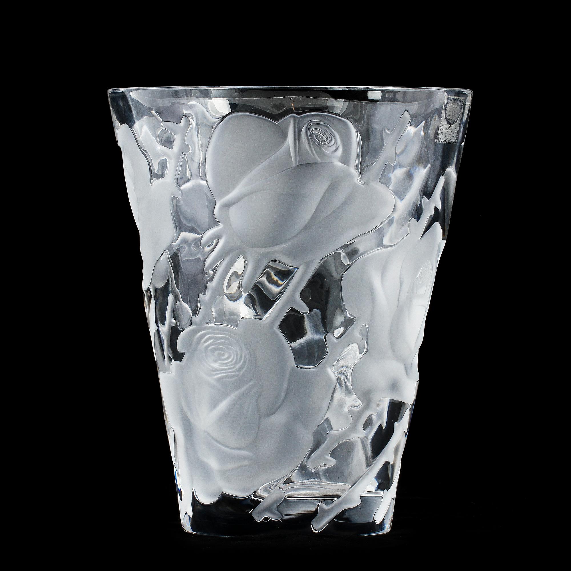 VAS, glas, Lalique, sign "Lalique R France".