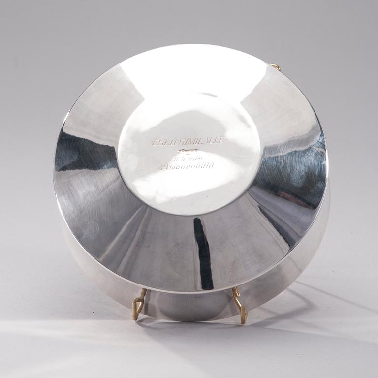 SKÅL, silver, Tillander, Helsingfors 1972. Vikt 528,6 g.