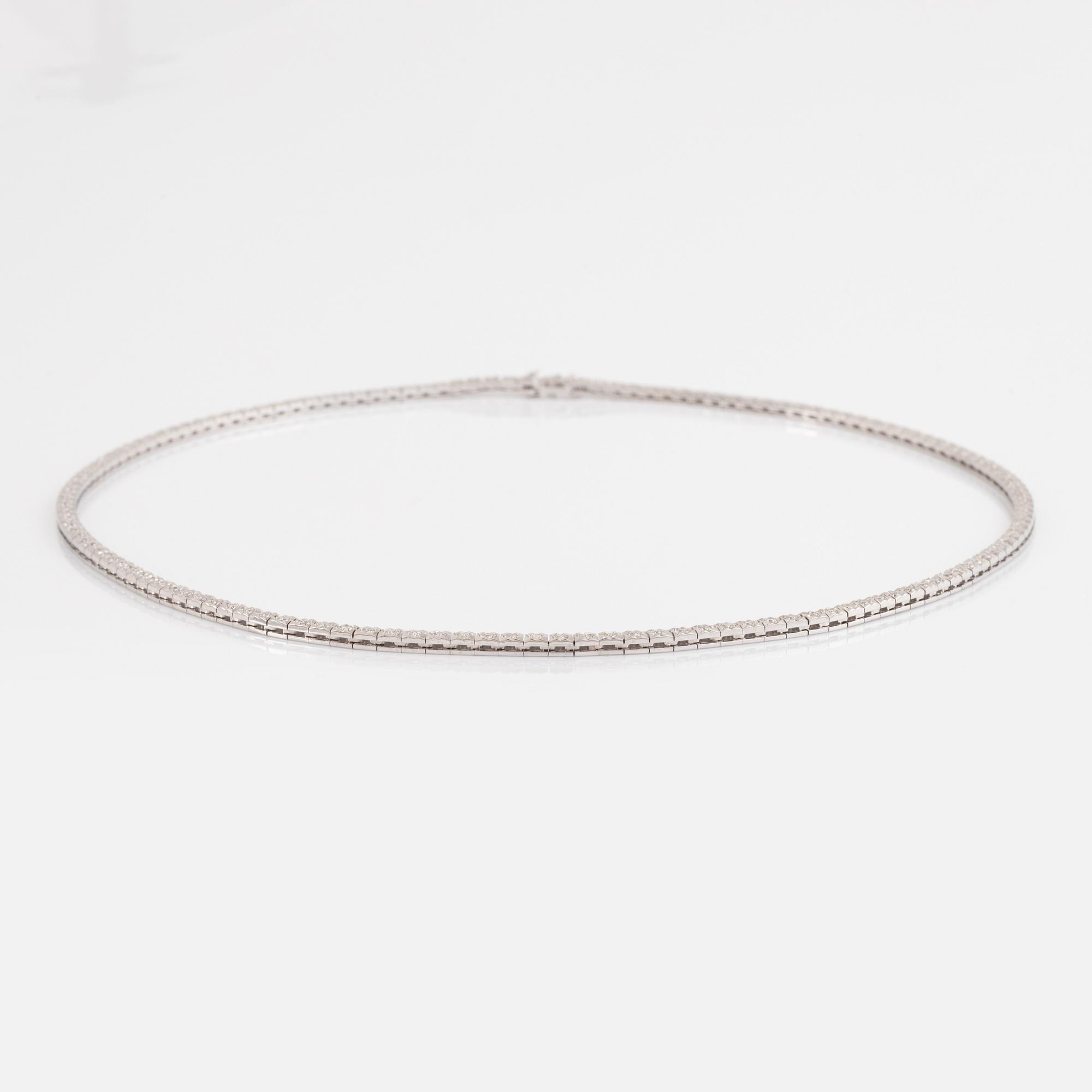Brilliant cut diamond rivére necklace, total ca 3,40 ct.