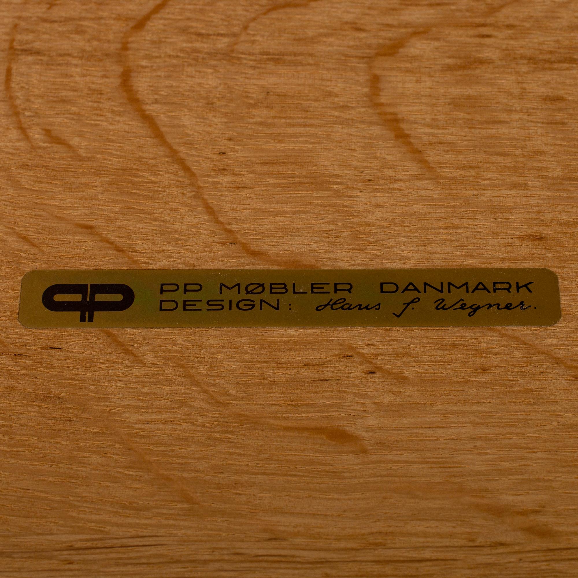 HANS J WEGNER, a table by PP möbler Denmark, from the latter half of the 20th century.
