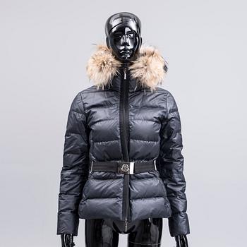 DUNJACKA, Moncler.
