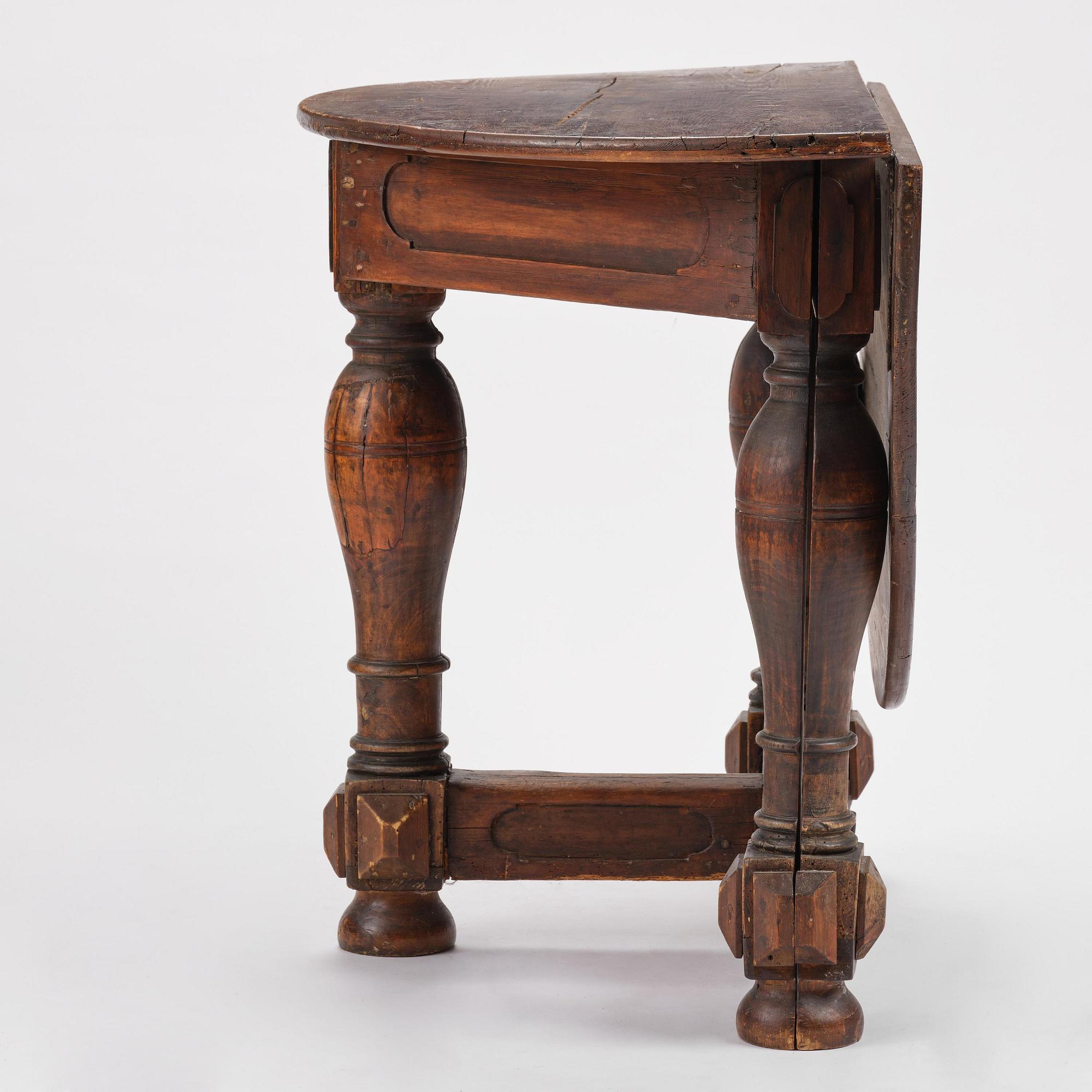 A Swedish Baroque gate-leg table, early 18th century.