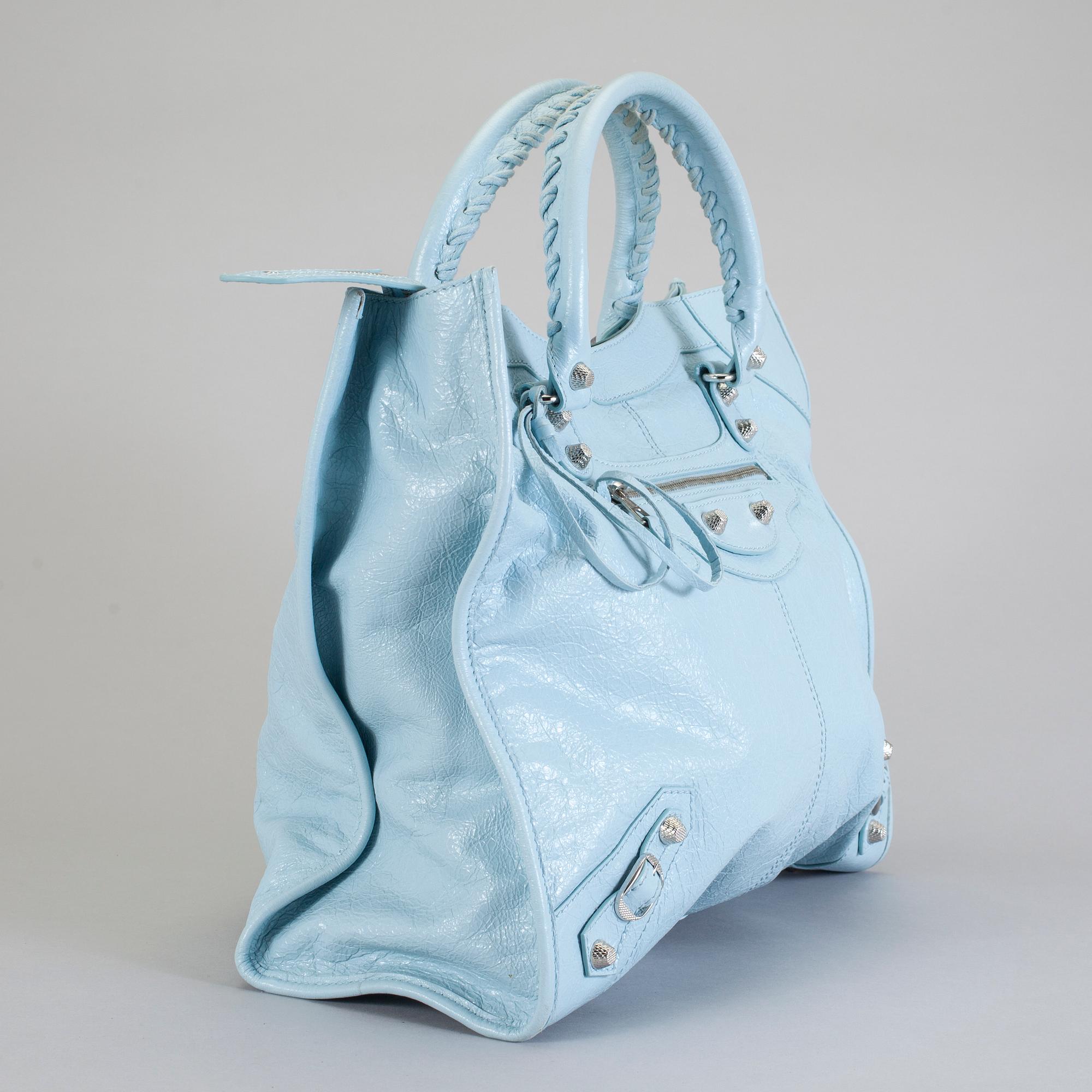 VÄSKA, "Giant Monday", Balenciaga.