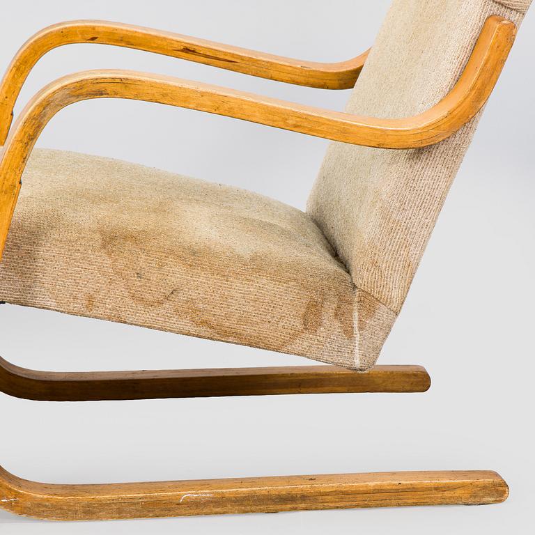 Alvar Aalto, Fåtöljer, 2 st, modell A35 och A36 O.Y. Huonekalu- ja Rakennustyötehdas A.B. 1940/1950-tal.