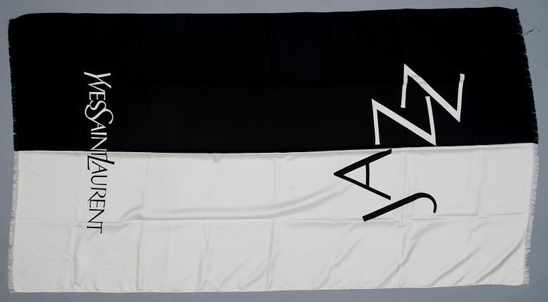 SCARF, Yves Saint Laurent.