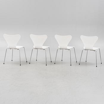 Arne Jacobsen, four 'SEven' chairs, Fritz Hansen, Denmark.