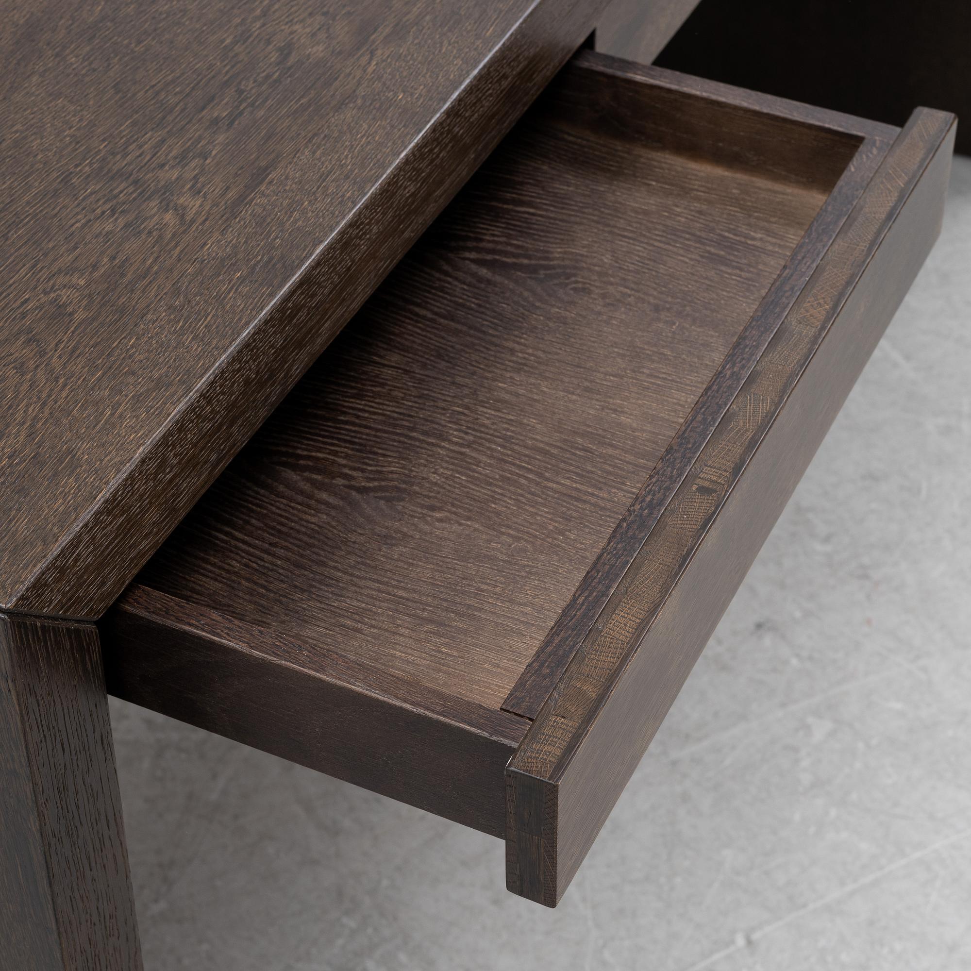 Helene Hennie, desk, "Maud", Slettvoll, Norway 21st century.
