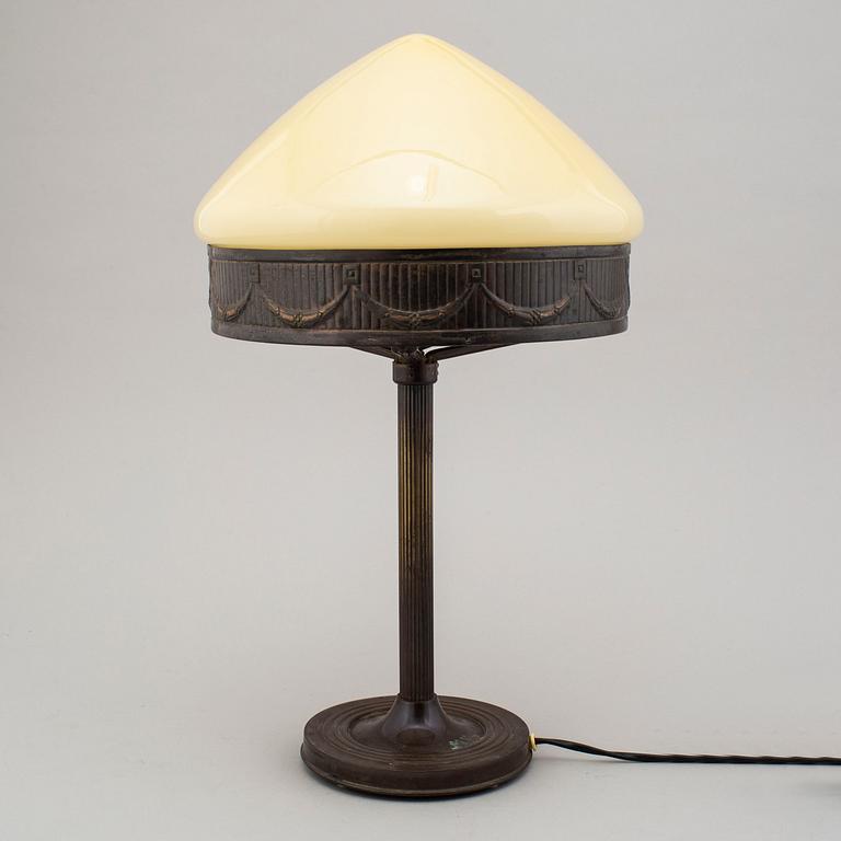 BORDSLAMPA, koppar, 1900-talets mitt.