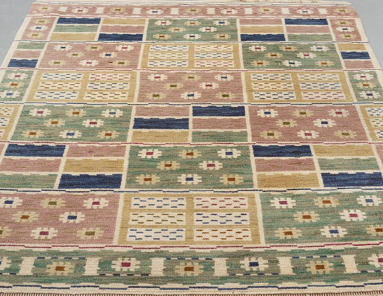 Märta Måås-Fjetterström, Matto, "Ängarna", knotted pile, ca 244-245,5 x 178,5-181,5 cm, signed AB MMF.