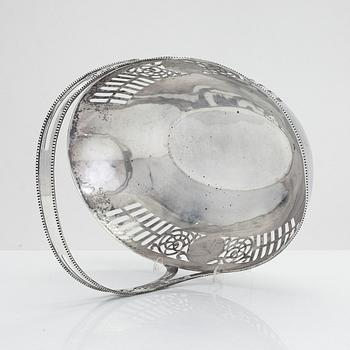 A silver breadbasket from Silberwarenfabrik Alexander Sturm, mid-20th century.