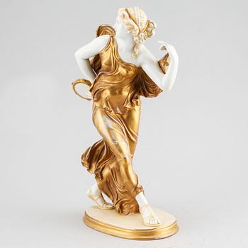 A porcelain sculpture from late 19th century.