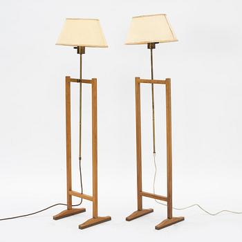 Josef Frank, a pair of model 2458 easy chairs from Firma Svenskt Tenn.